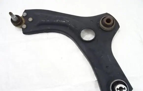 Renault Captur II Front control arm 545055050R