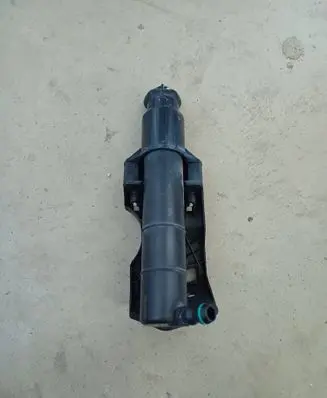 Mercedes-Benz GL X164 Headlight washer spray nozzle 15990001
