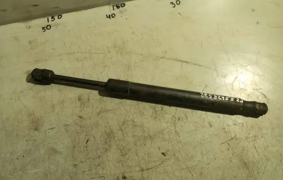 Audi A4 S4 B7 8E 8H Tailgate/trunk strut/damper 8E5827552J