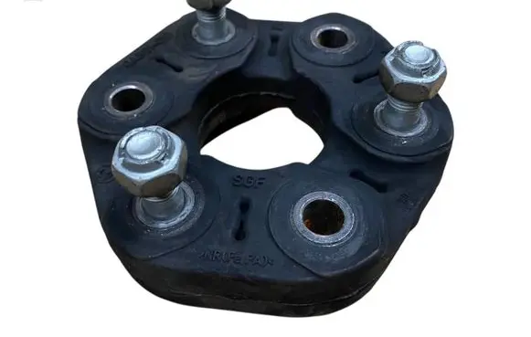 BMW 4 F36 Gran coupe Rear prop shaft donut coupling/joint 7511454 26117511454