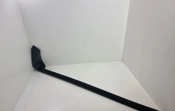 BMW 3 E92 E93 Rubber seal front coupe door window 389820901