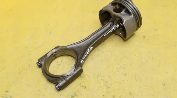 Audi A6 S6 C6 4F Piston with connecting rod