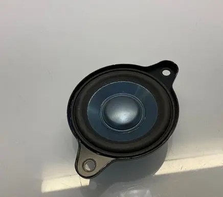 Mercedes-Benz E W211 Panel speaker A1698201802 1698201802