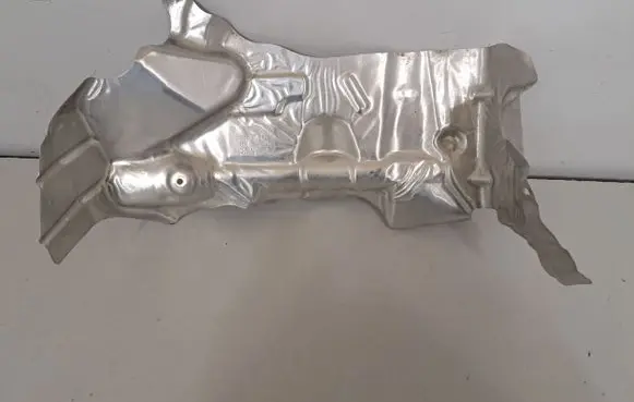 BMW 2 Active Tourer U06 Exhaust heat shield 6891026