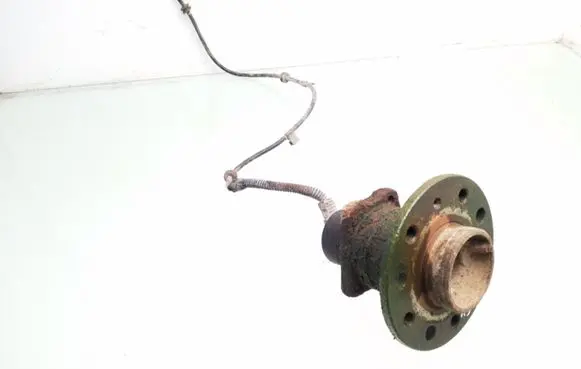Opel Zafira A Rear wheel hub