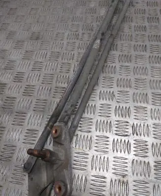 Renault Modus Front wiper linkage and motor 0390241777