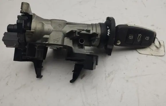 Audi Q3 F3 Ignition lock 1K0905851