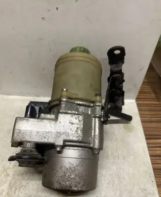 Skoda Fabia Mk1 (6Y) Power steering pump 6Q0423371A