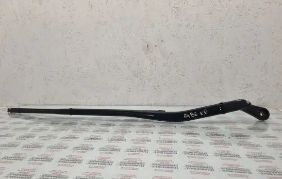 Audi A4 S4 B6 8E 8H Front wiper blade arm 8E1955408C