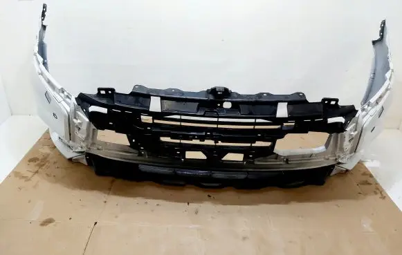 Mitsubishi Outlander Front bumper 6410G227ZZ