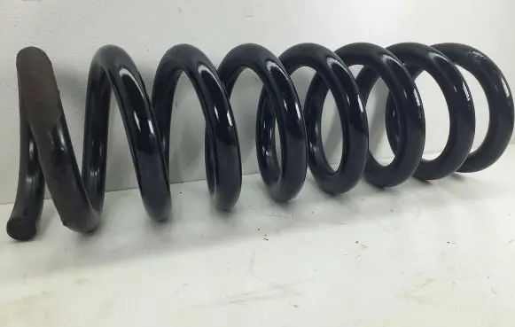 Mercedes-Benz E W212 Rear coil spring