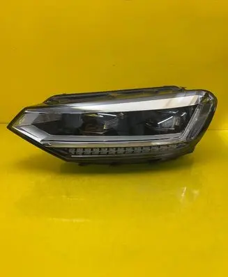 Volkswagen Touran III Headlight/headlamp 5TB941081D