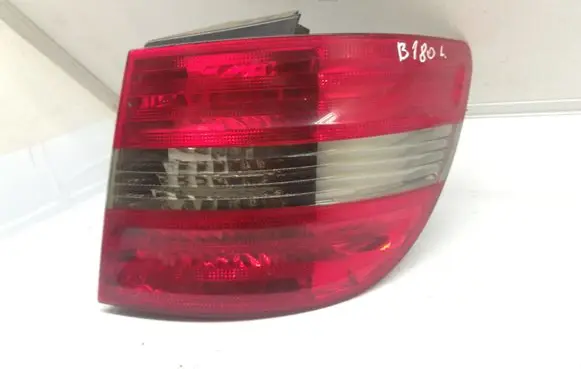Mercedes-Benz B W245 Rear/tail lights 27520216 A169920