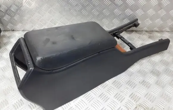 Mercedes-Benz E W210 Armrest