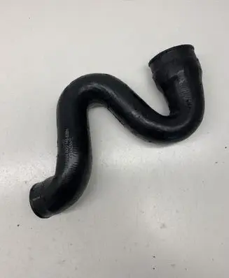 Audi A4 S4 B5 8D Intercooler hose/pipe 8D0145828H