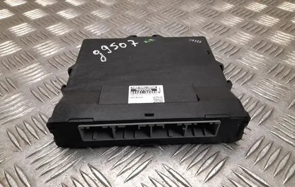 Toyota Auris E180 Other control units/modules 8998102050