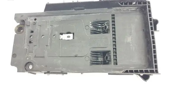 Ford Fusion II Battery tray DG9310723 DG9310663A