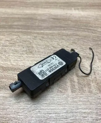 Volkswagen Touran I Antenna control unit 1T0035577 VW358