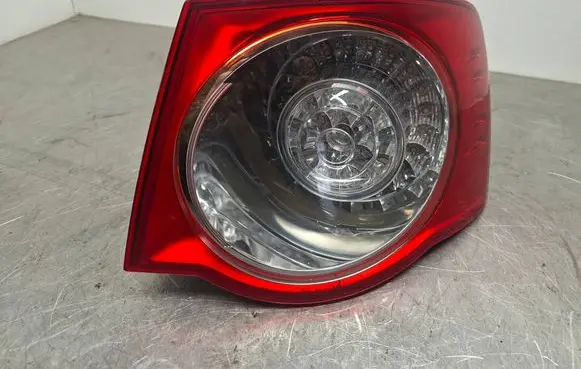 Volkswagen Jetta V Rear/tail lights 1K5945096G