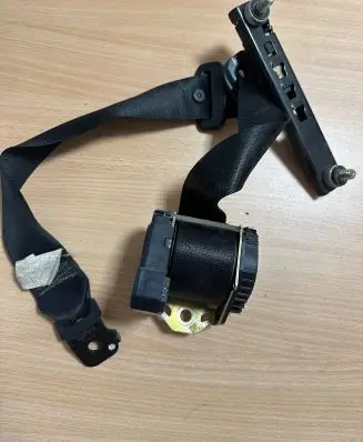 BMW X5 E53 Front seatbelt 33000542E TC014