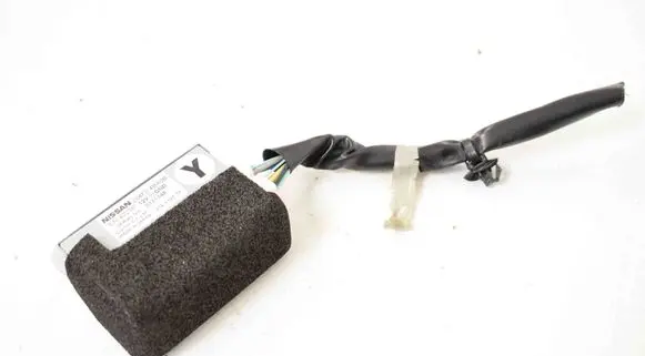 Nissan X-Trail T32 Interior fan control switch 284F04BA0B