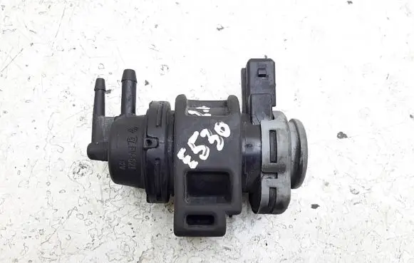 Renault Laguna III Turbo solenoid valve 8200575400