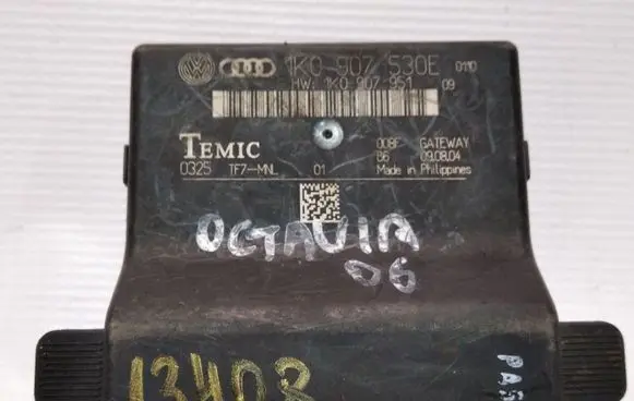 Volkswagen Golf V Gateway control module 1K0907530E