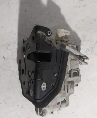 Audi Q7 4L Rear door lock 3C4839016C
