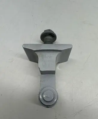 BMW X3 G01 Front door upper hinge 7333060