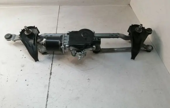 Mazda CX-3 Front wiper linkage and motor DA6C6737X 7118CO26 CO26