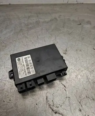 Mercedes-Benz C W203 Air suspension control unit module (rear) 1695452032 5DS00876900