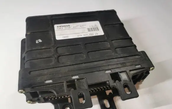 Volkswagen PASSAT B5 Gearbox control unit/module 01N927733CN 9710280289 5WK33219