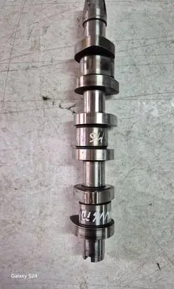 Volkswagen Polo IV 9N3 Camshaft 045109101