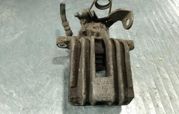 Seat Exeo (3R) Rear brake caliper