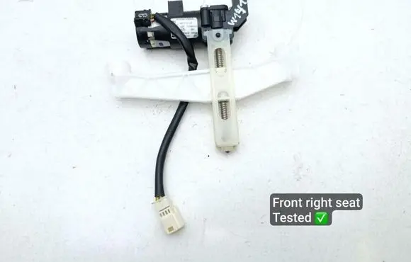 Mercedes-Benz GL X166 Seat adjustment motor A0009700626
