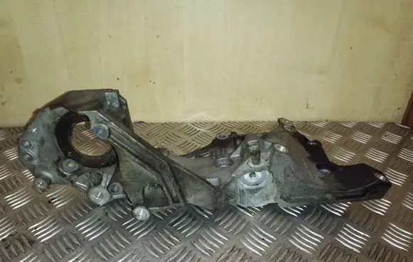 Generator/alternator bracket
