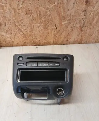 Toyota Yaris Radio/CD/DVD/GPS head unit 8612052030 EA031506 183646