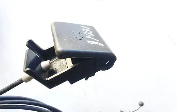 Mazda CX-7 Engine bonnet (hood) release handle k3203