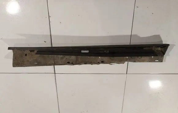 Ford C-MAX II Sill 