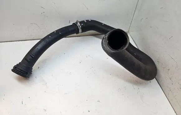 Intercooler hose/pipe