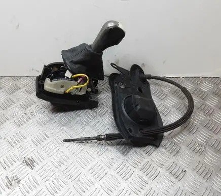 BMW 5 E60 E61 Gear selector/shifter in gearbox 752214401 J165619
