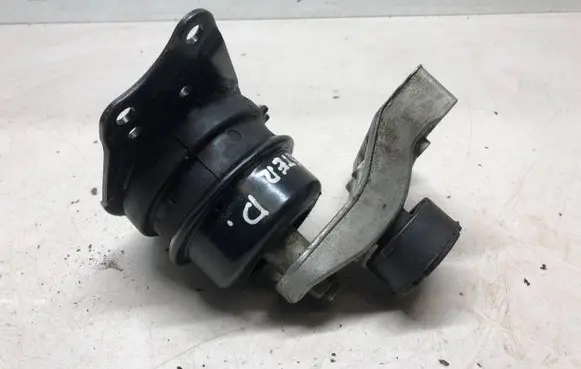 Skoda Roomster (5J) Engine mount bracket 6R0199185B