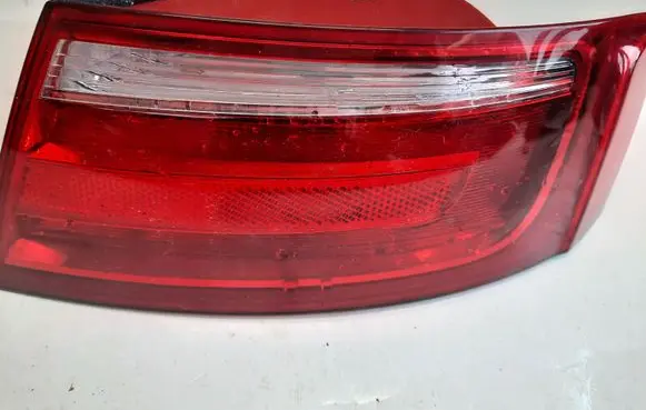 Audi A5 8T 8F Rear/tail lights 8T0945096