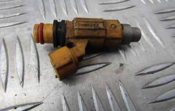 Mitsubishi Galant Fuel injector CDH275