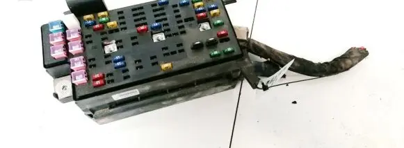 Hyundai Sonata Fuse box set 9122038000 91220-38000