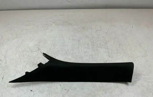Chevrolet Corvette C8 (A) pillar trim 84972485