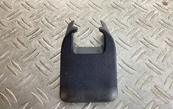 Lexus RX 450H Rear seat rail trim cover 7215748130