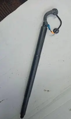BMW X4 F26 Tailgate strut 7339432 102015
