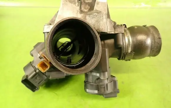 Citroen Xsara Throttle body valve 9651246880