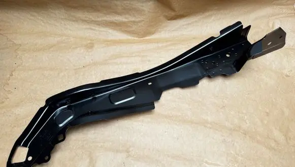 Audi A6 S6 C8 4K Fender mounting bracket 4K0805303